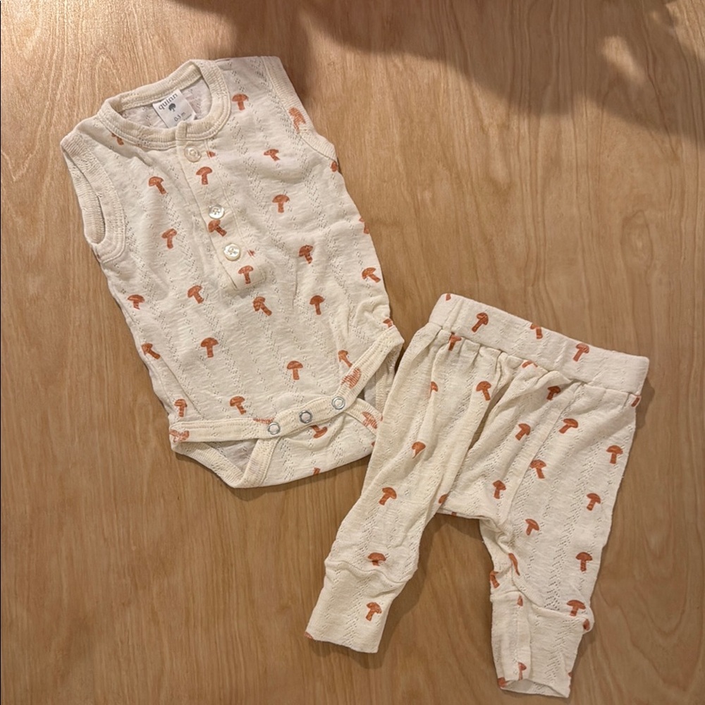 Kate Quinn matching set